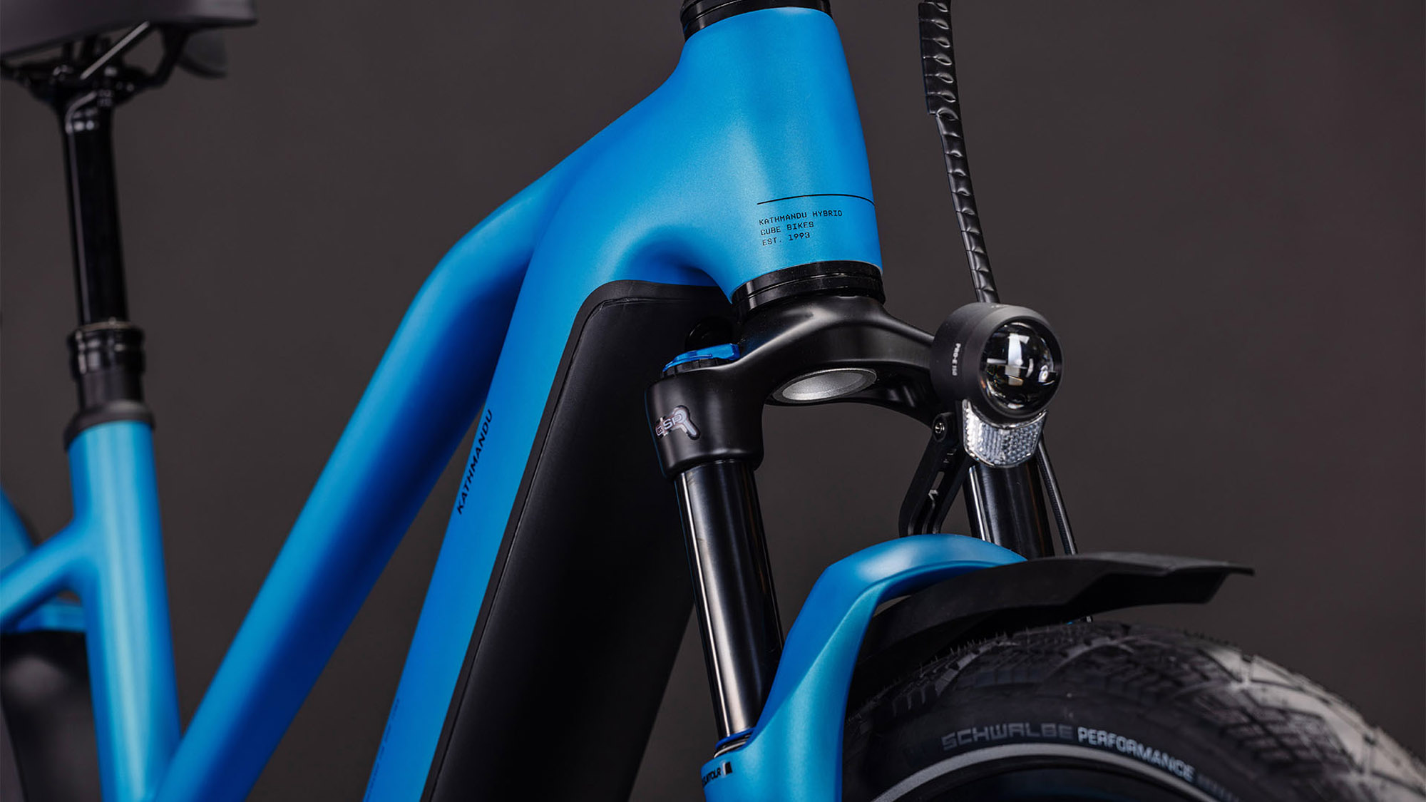 Cube Kathmandu Hybrid Comfort Pro 800 azure´n´black Trapeze – Bild 4